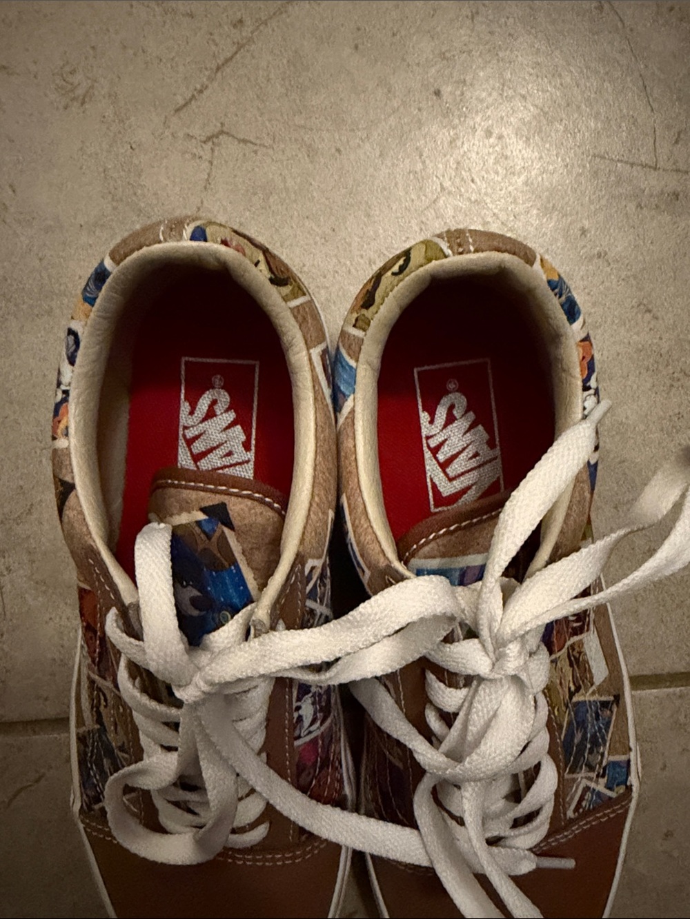 Vans womens Brown Comic-Panel Low Top Sneakers with White Laces - Picture 5 of 6